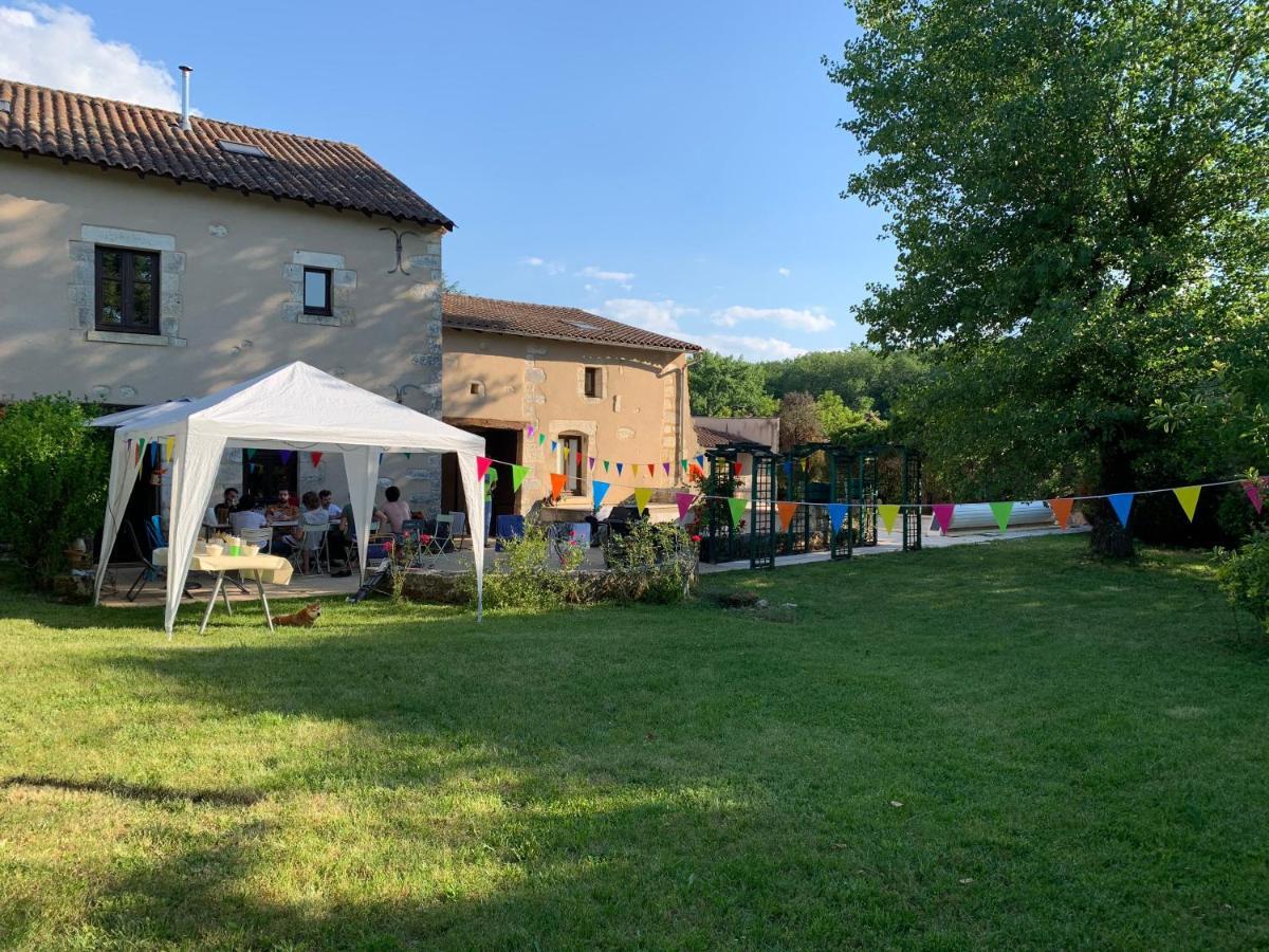 Grande Villa Au Coeur De La Dordogne Paussac-et-Saint-Vivien ภายนอก รูปภาพ